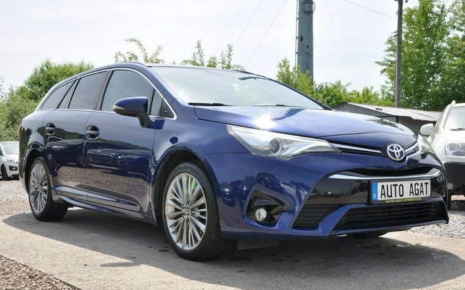 Toyota Avensis cena 46800 przebieg: 178000, rok produkcji 2016 z Kraków małe 211